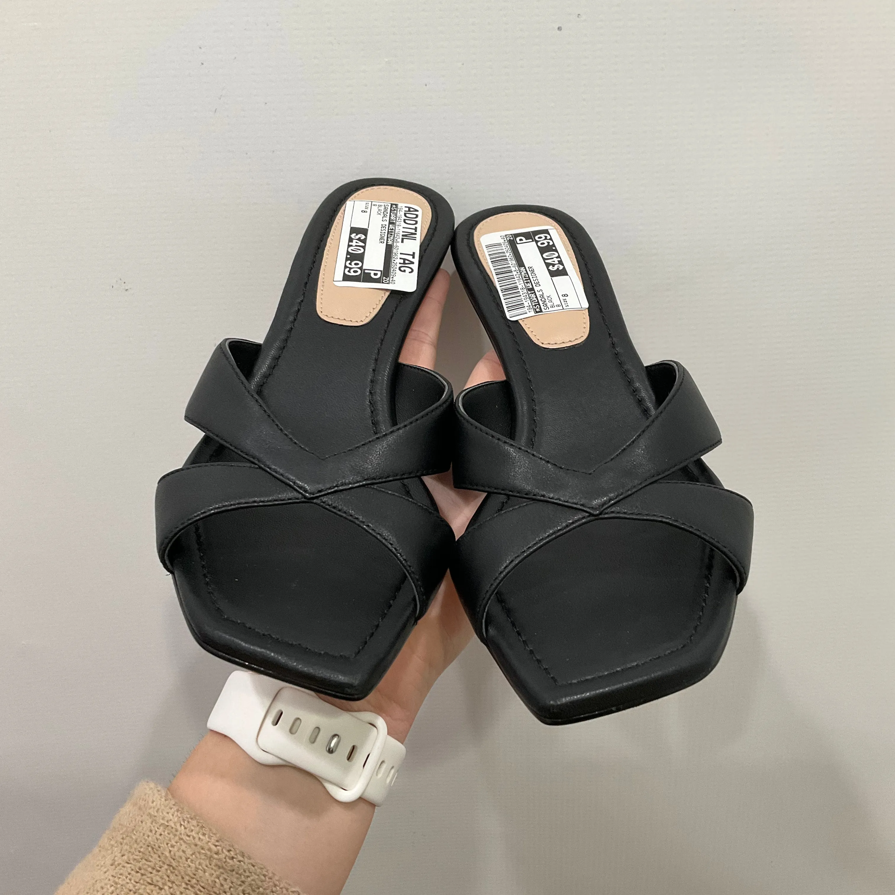 SANDALS DESIGNER by STUART WEITZMAN In BLACK, Size: 8